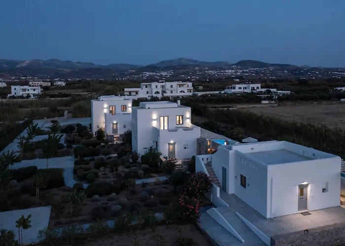 Isalos With Private Pool Villa *