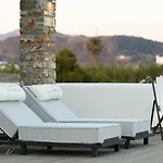 Villa Isalos With Private Pool