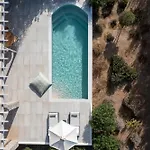 Isalos With Private Pool Villa *