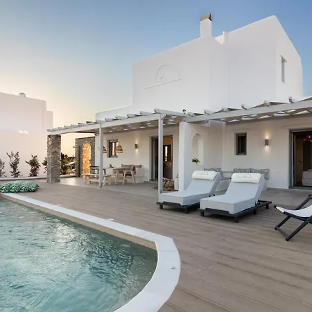Isalos With Private Pool Naxos City