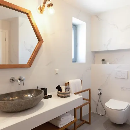 Isalos With Private Pool Vila *